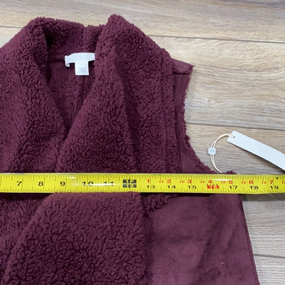 NWT CASLON Plum Burgundy Faux Shearling Suede Vest Size SMALL - Picture 12 of 13